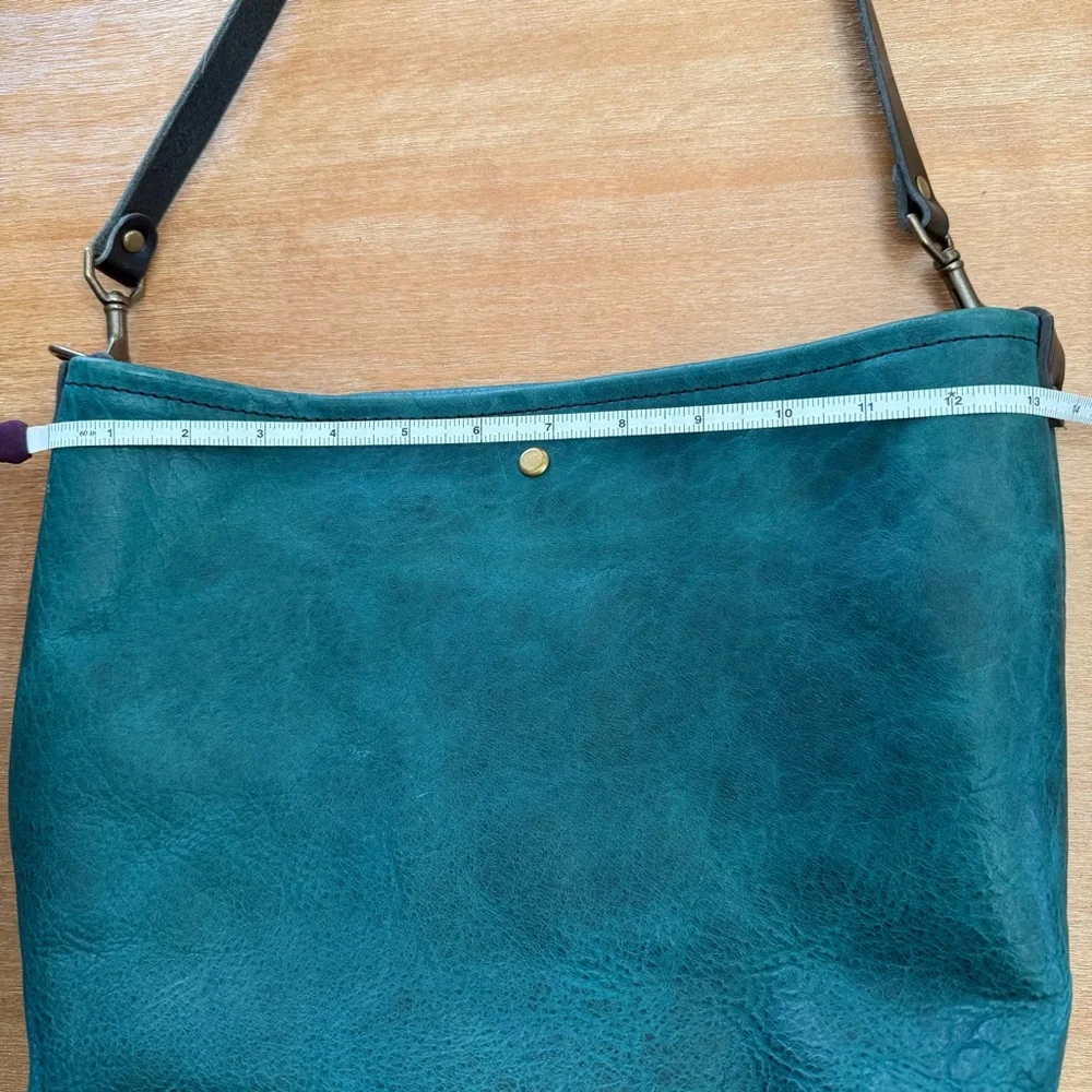 Go Forth Goods small avery crossbody in cobalt - Picture 7 of 8